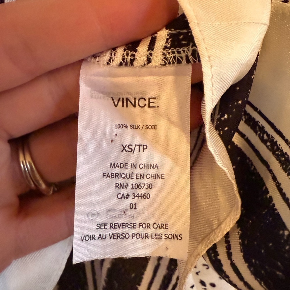 Vince Monochrome Women's Tunic - Picture 5 of 5